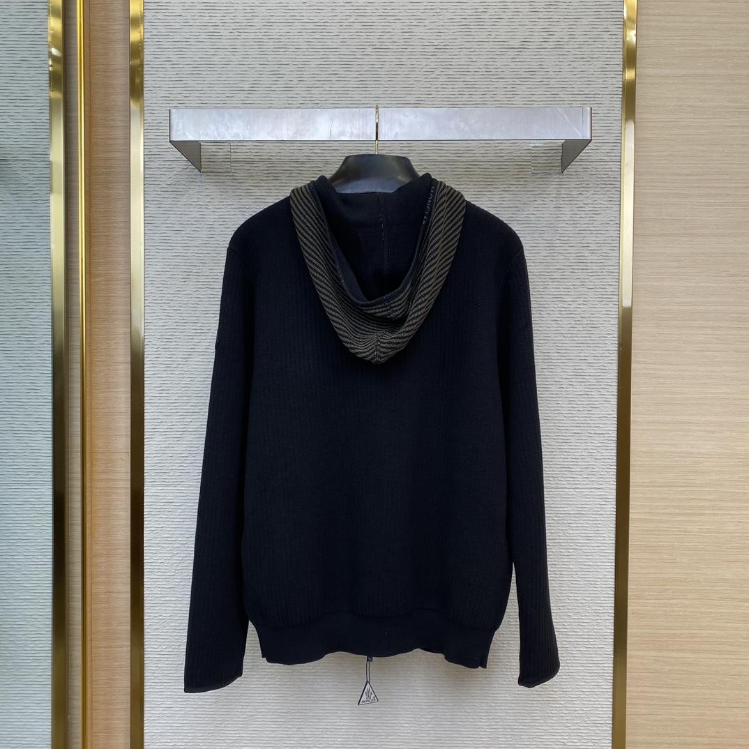 Moncler Zip-up Fleece Jacket - FashionPlug