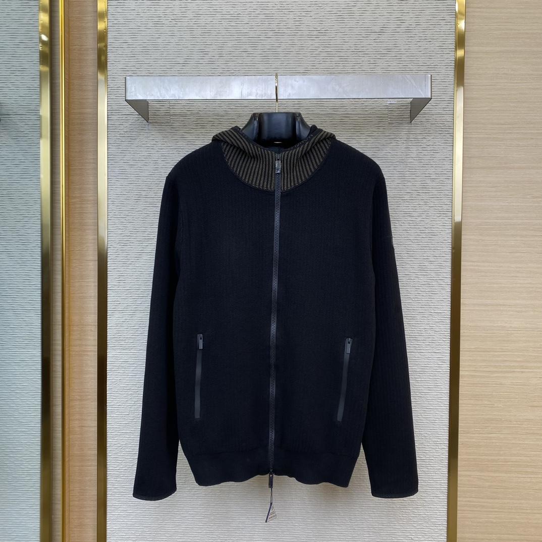 Moncler Zip-up Fleece Jacket - FashionPlug