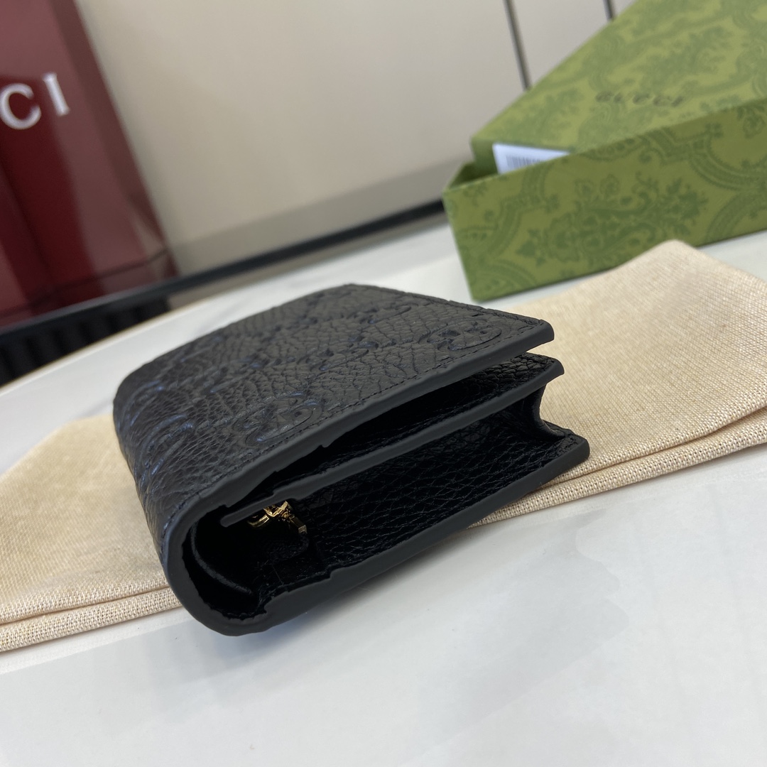Gucci GG Emblem Mini Wallet - FashionPlug
