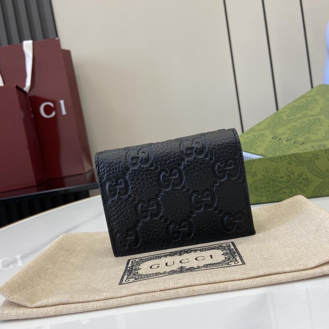 Gucci GG Emblem Mini Wallet - FashionPlug