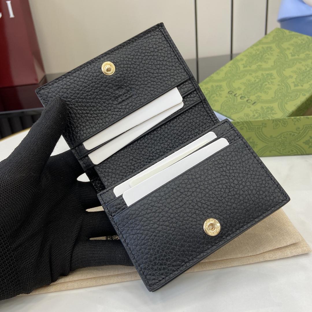 Gucci GG Emblem Mini Wallet - FashionPlug