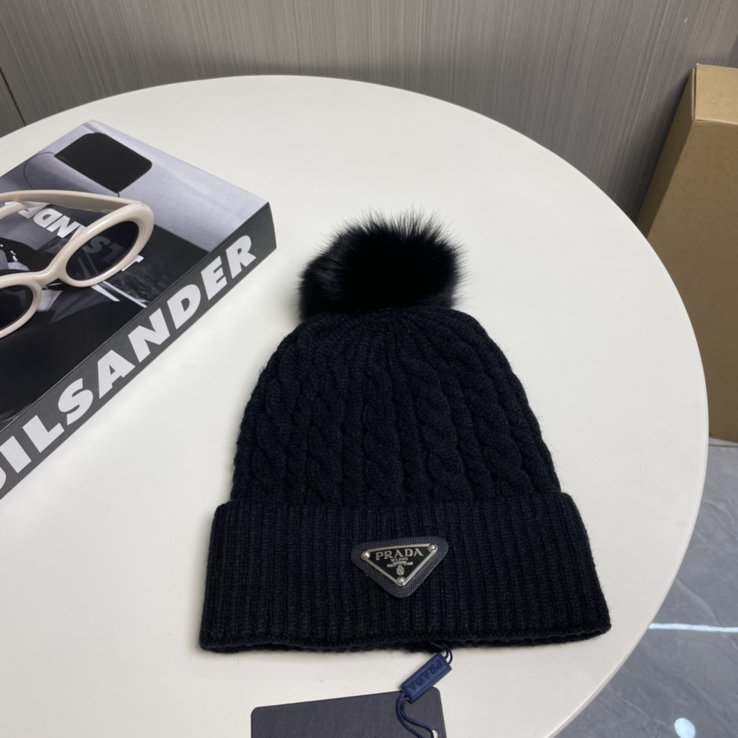 Prada Beanie - FashionPlug