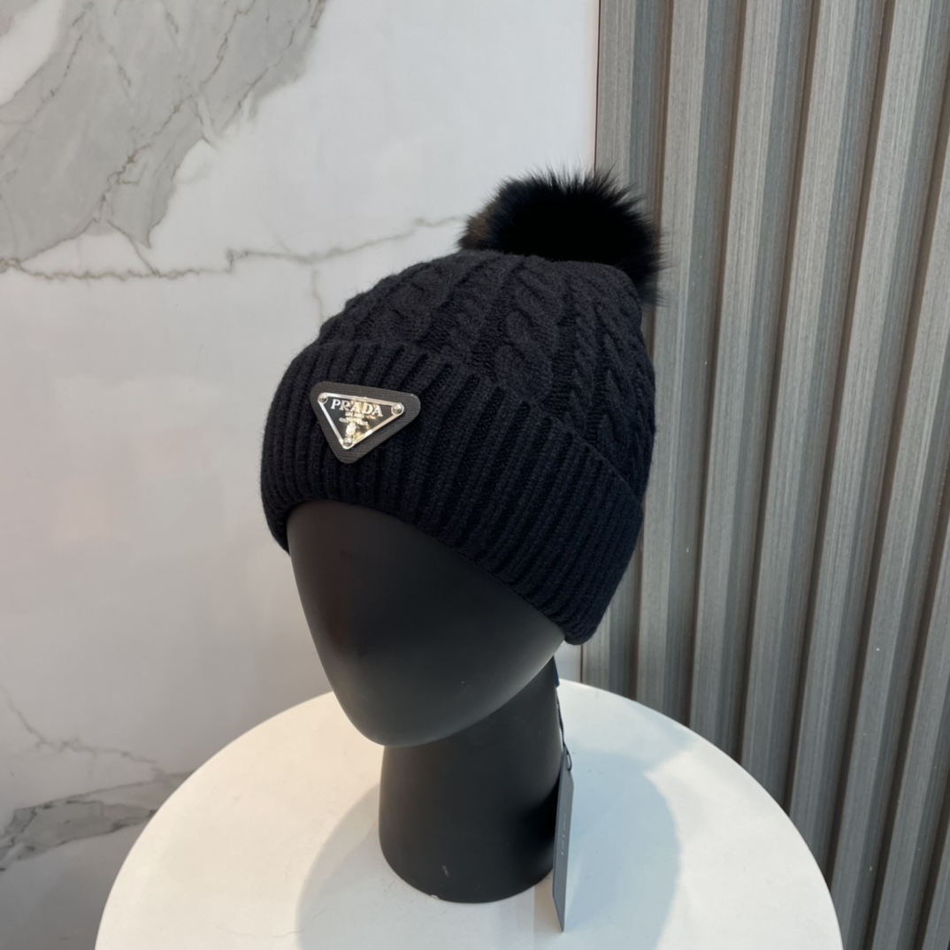 Prada Beanie - FashionPlug
