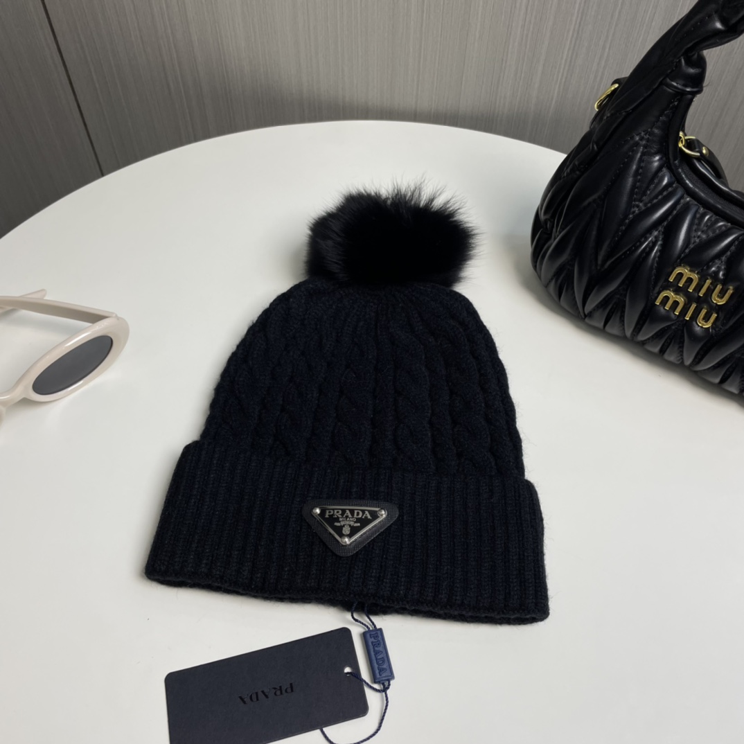 Prada Beanie - FashionPlug