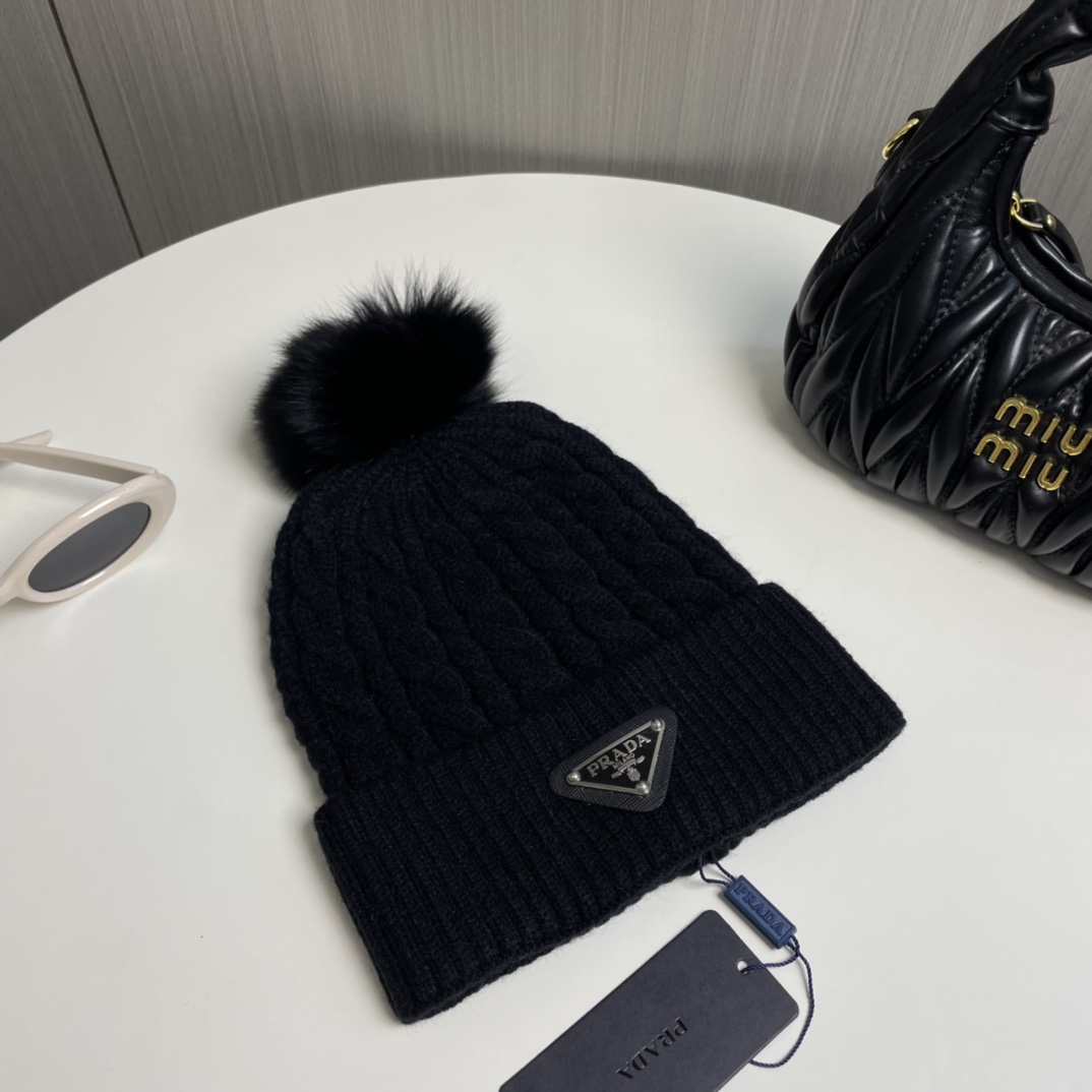 Prada Beanie - FashionPlug