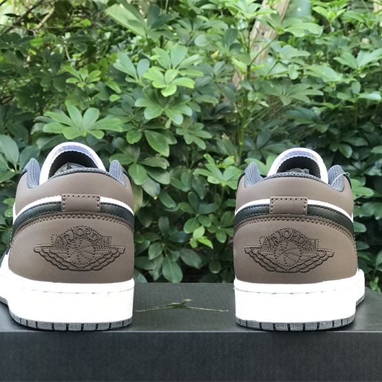 Air Jordan 1 Low Sneaker  553558-152 - FashionPlug