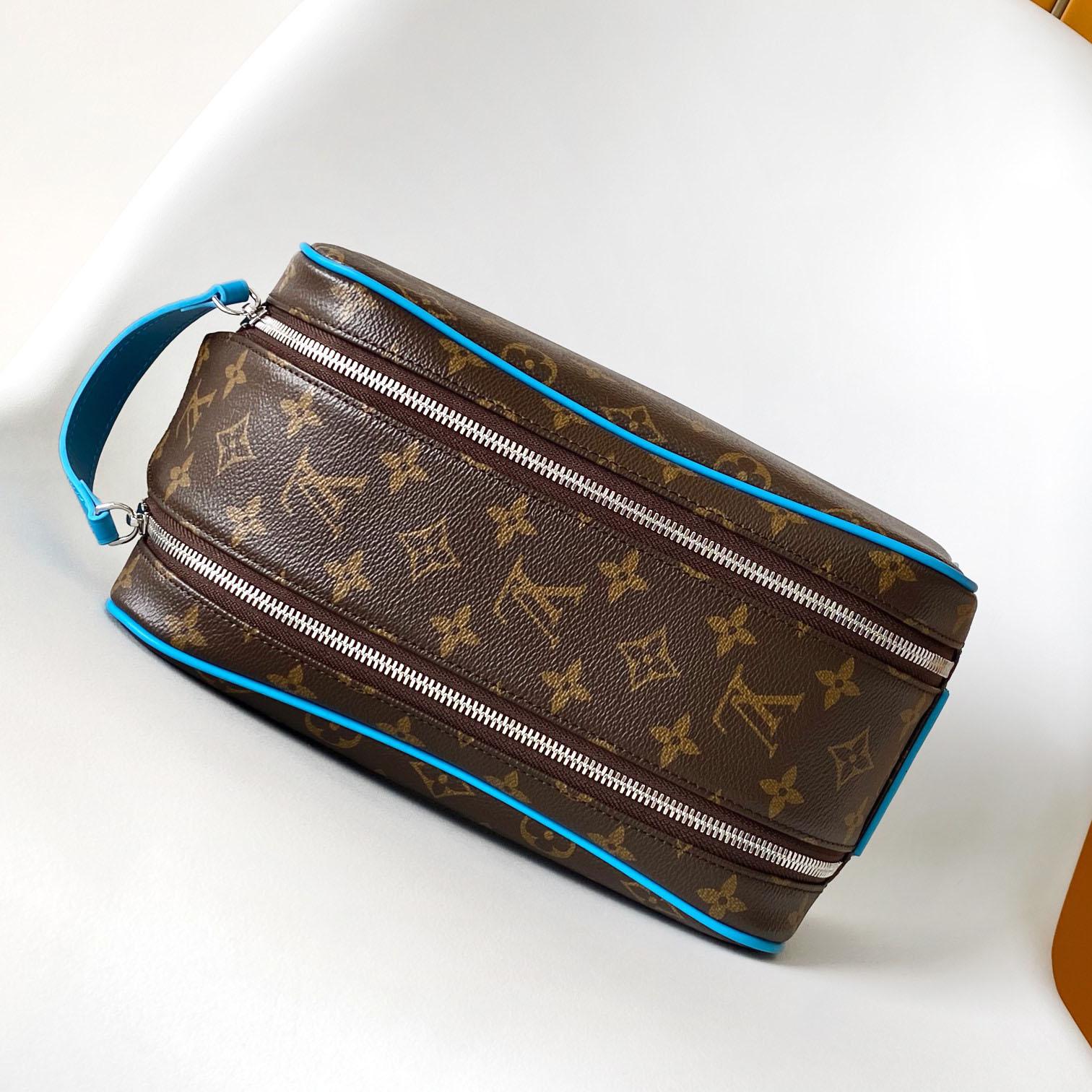 Louis Vuitton Dopp Kit    M12638 - FashionPlug