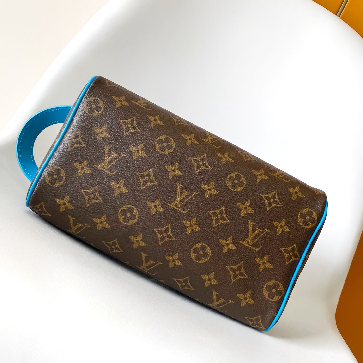 Louis Vuitton Dopp Kit    M12638 - FashionPlug
