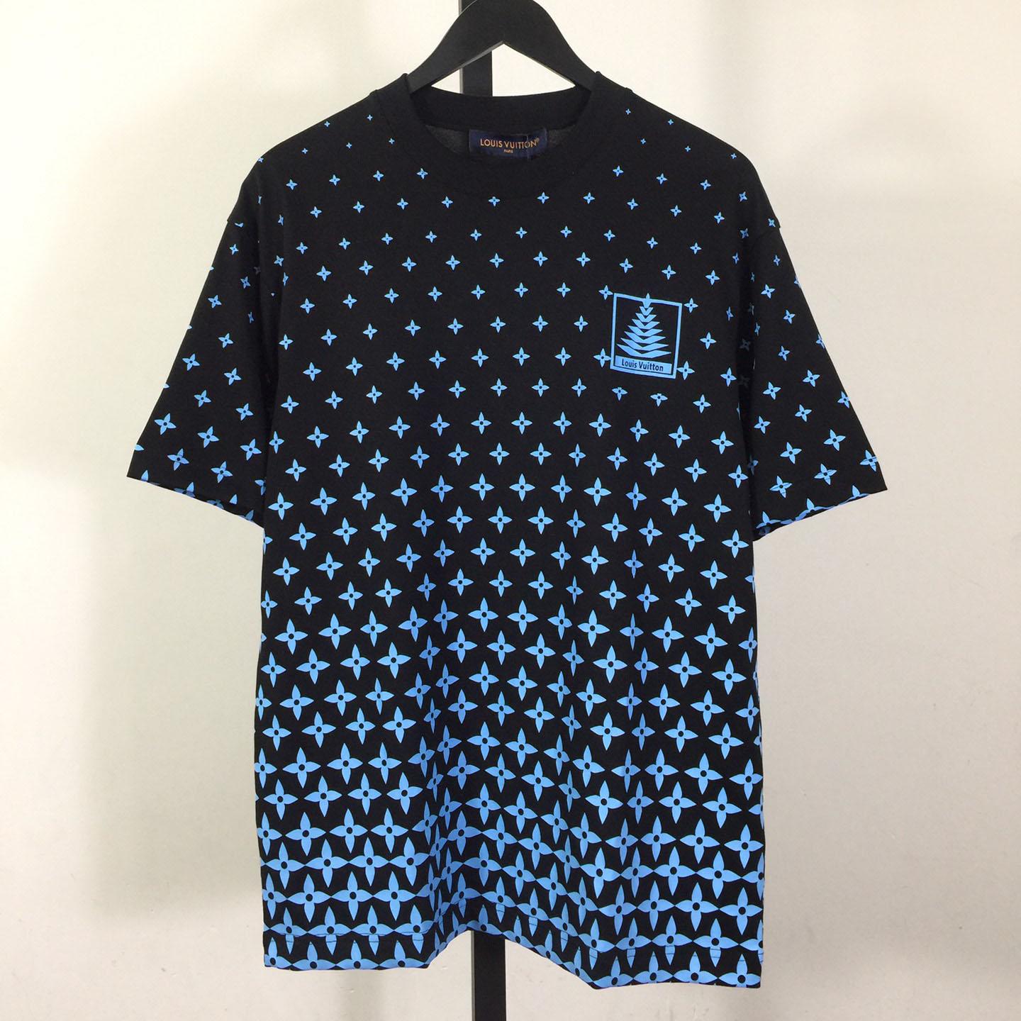 Louis Vuitton Logo T-Shirt - FashionPlug