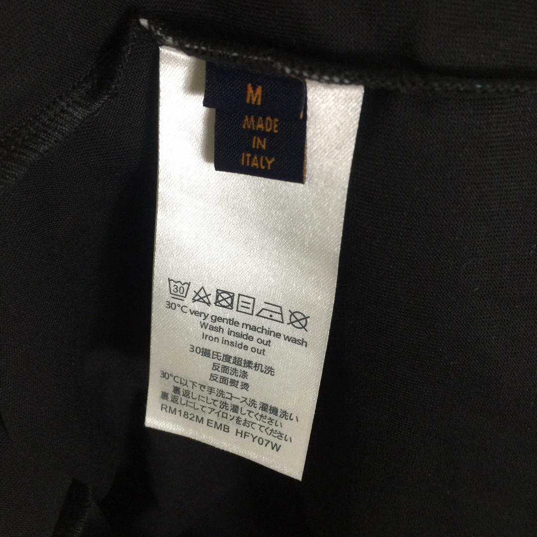 Louis Vuitton Logo T-Shirt - FashionPlug