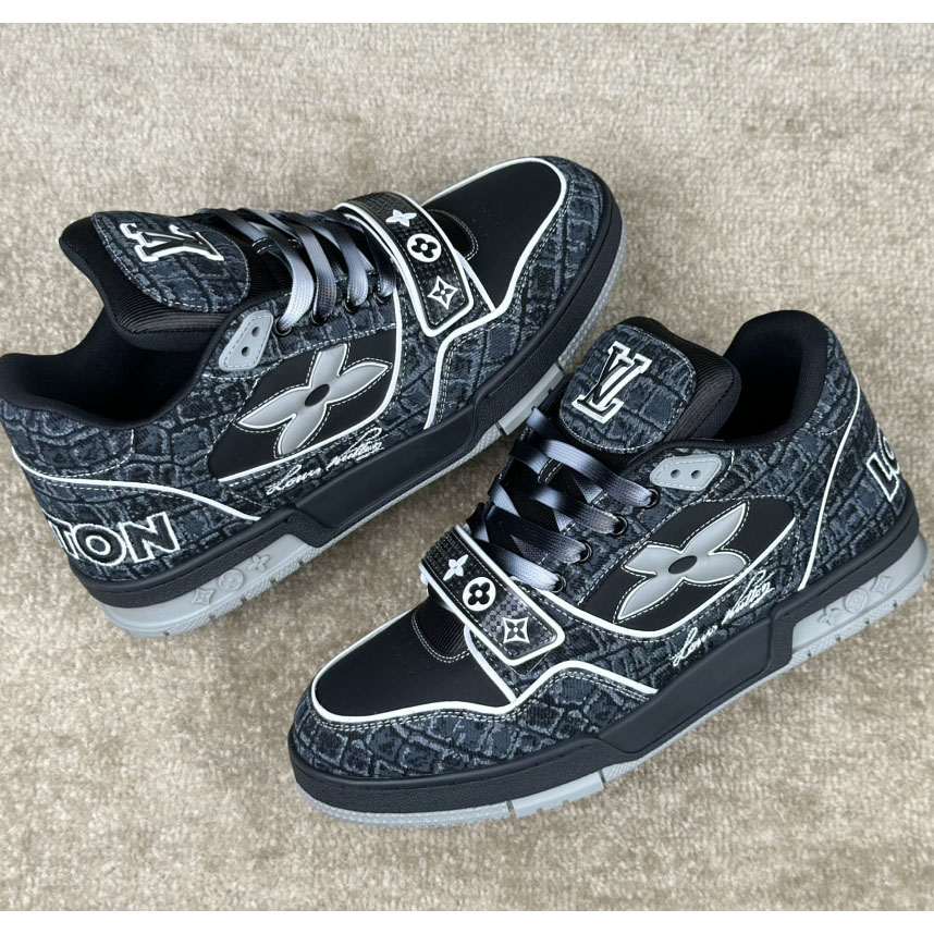 Louis Vuitton LV Trainer Sneaker  1ADE2V - FashionPlug