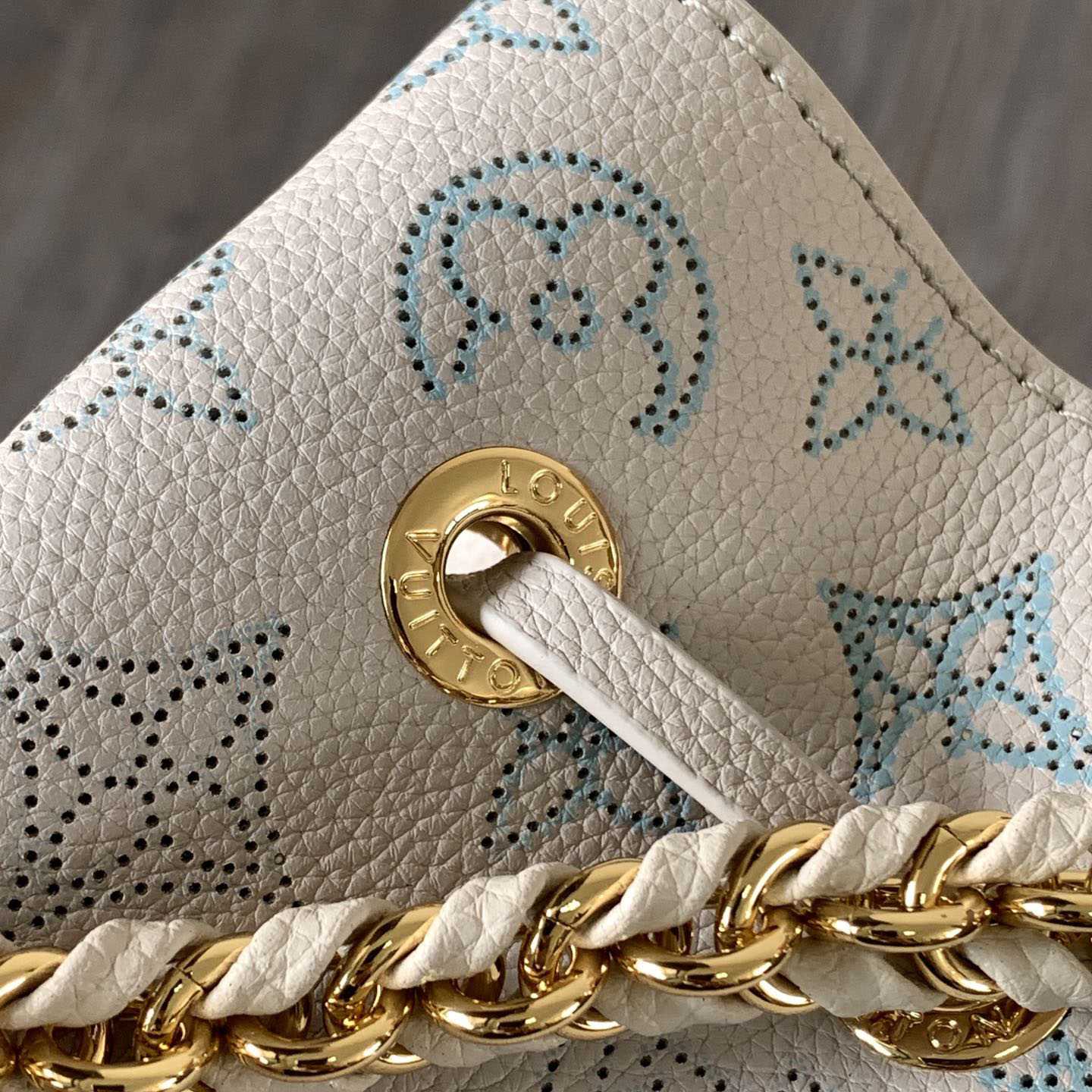 Louis Vuitton Bella Tote  M12127 - FashionPlug