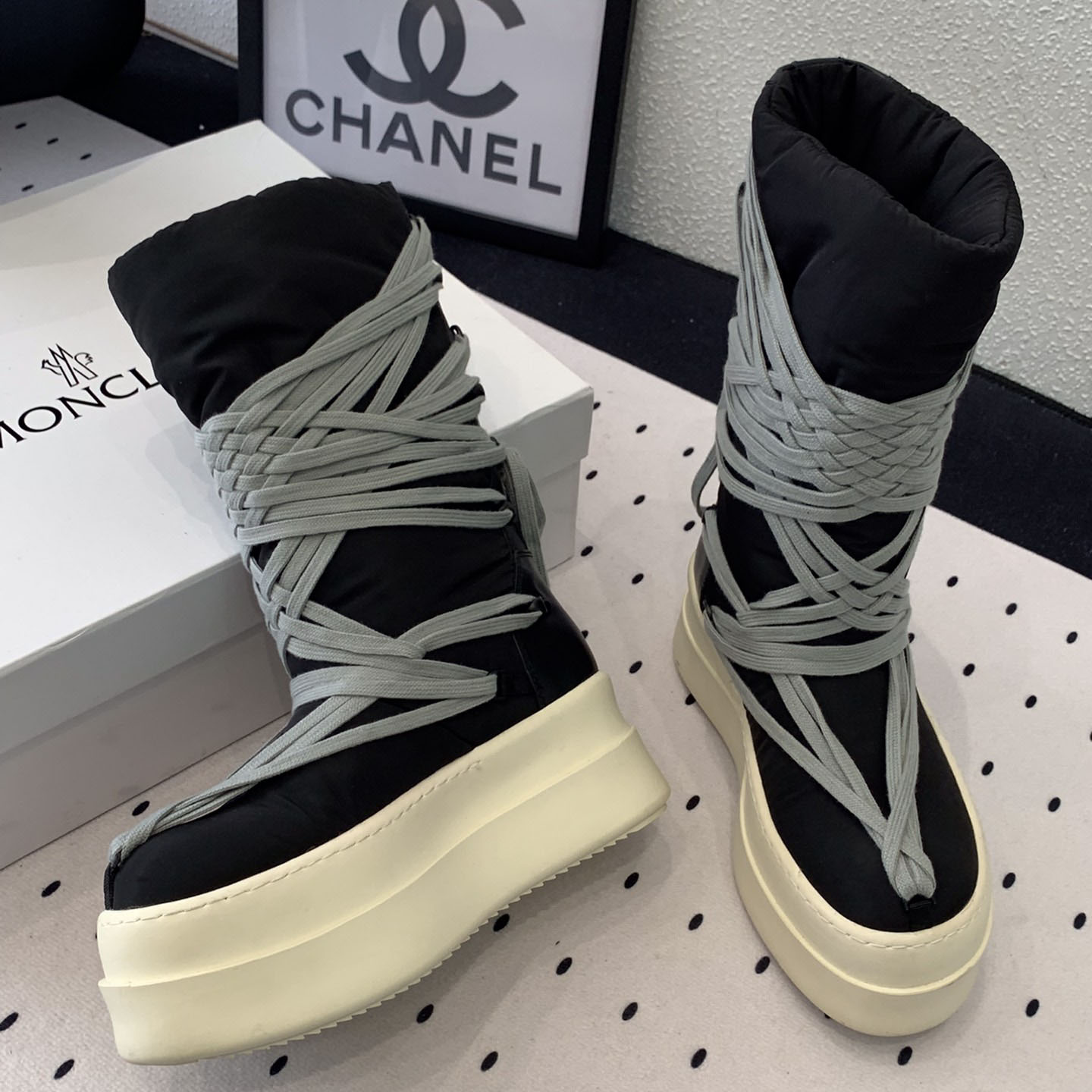Moncler x Rick Owens Bigrocks Padded Boots - FashionPlug