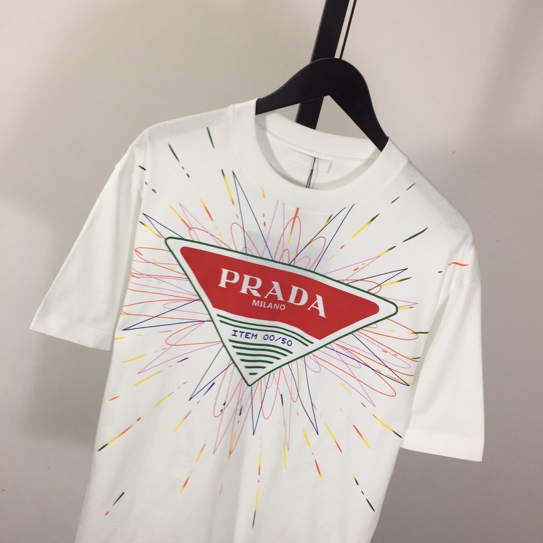 Prada Logo T-Shirt - FashionPlug
