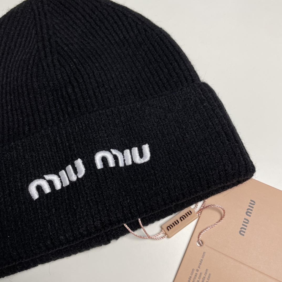 Miu Miu  Beanie  - FashionPlug