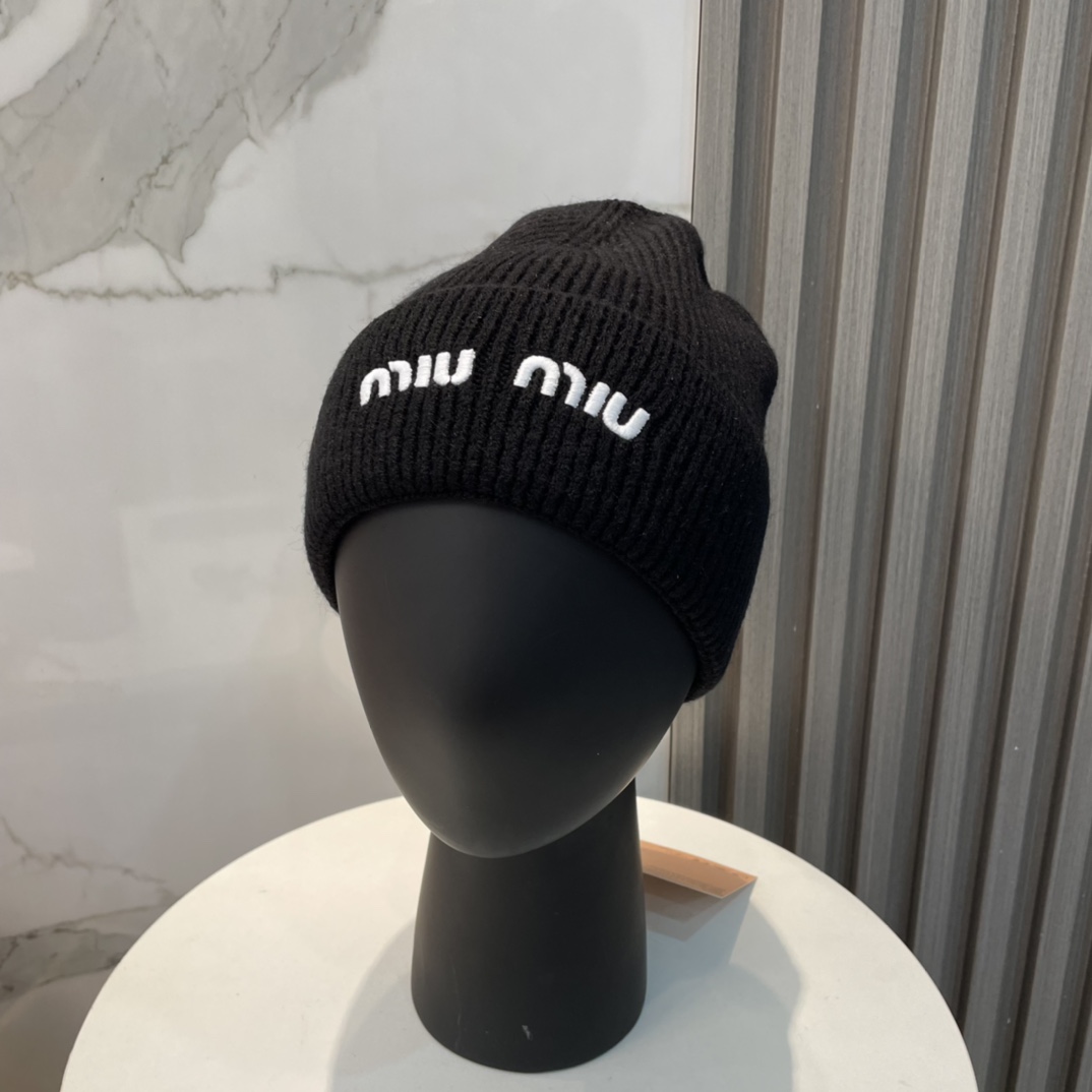 Miu Miu  Beanie  - FashionPlug