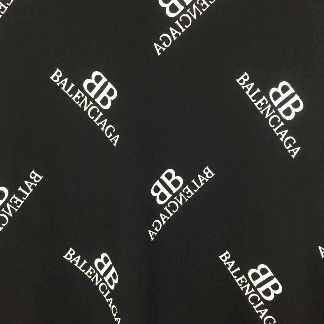 Balenciaga Logo T-Shirt - FashionPlug