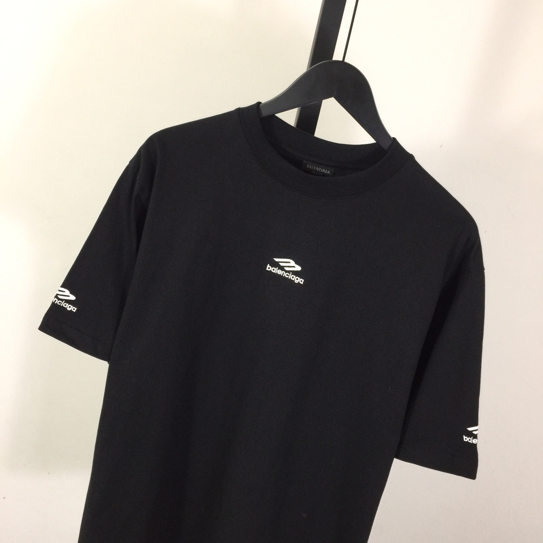 Balenciaga Logo-embroidered T-shirt - FashionPlug