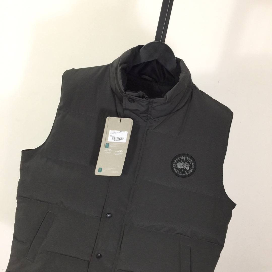Canada Goose Black Label Down Vest - FashionPlug