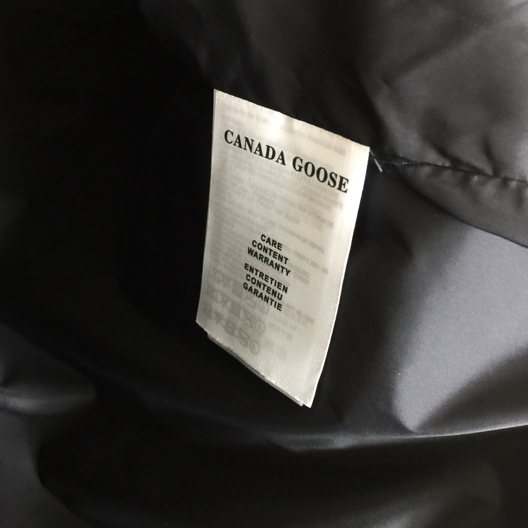 Canada Goose Black Label Down Vest - FashionPlug