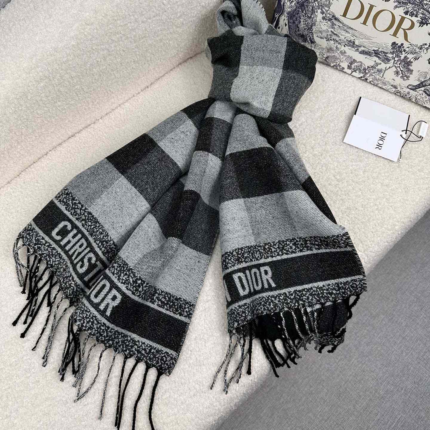 Dior Check'N'Dior Scarf - FashionPlug