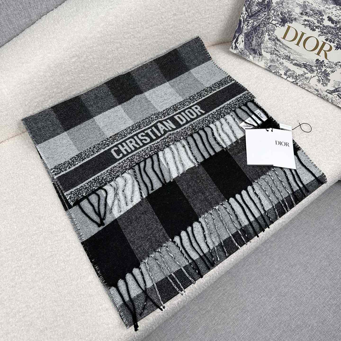 Dior Check'N'Dior Scarf - FashionPlug