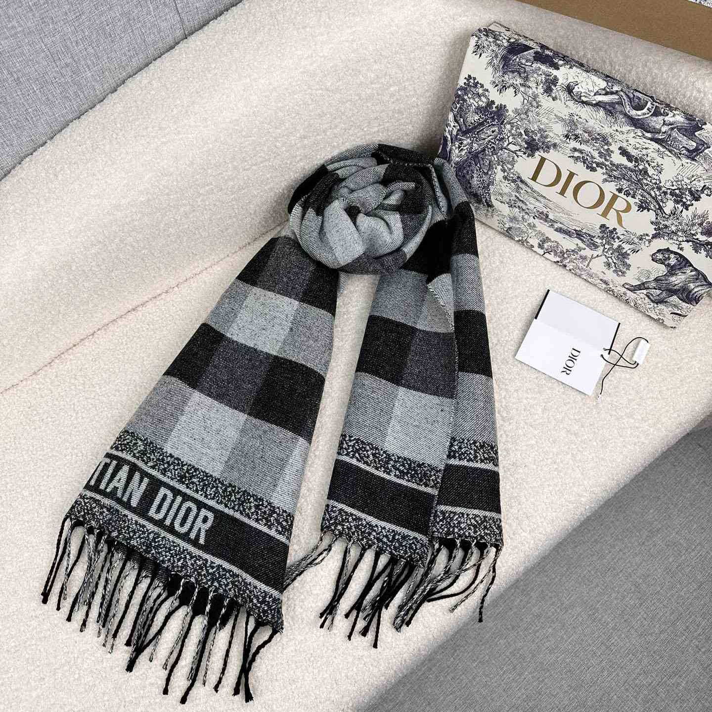 Dior Check'N'Dior Scarf - FashionPlug