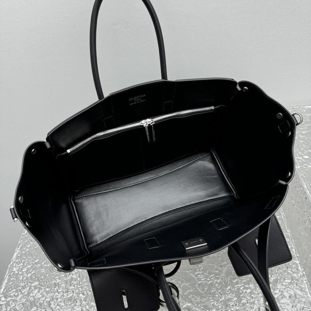 Balenciaga Bel Air Small Carry All Bag in black - FashionPlug