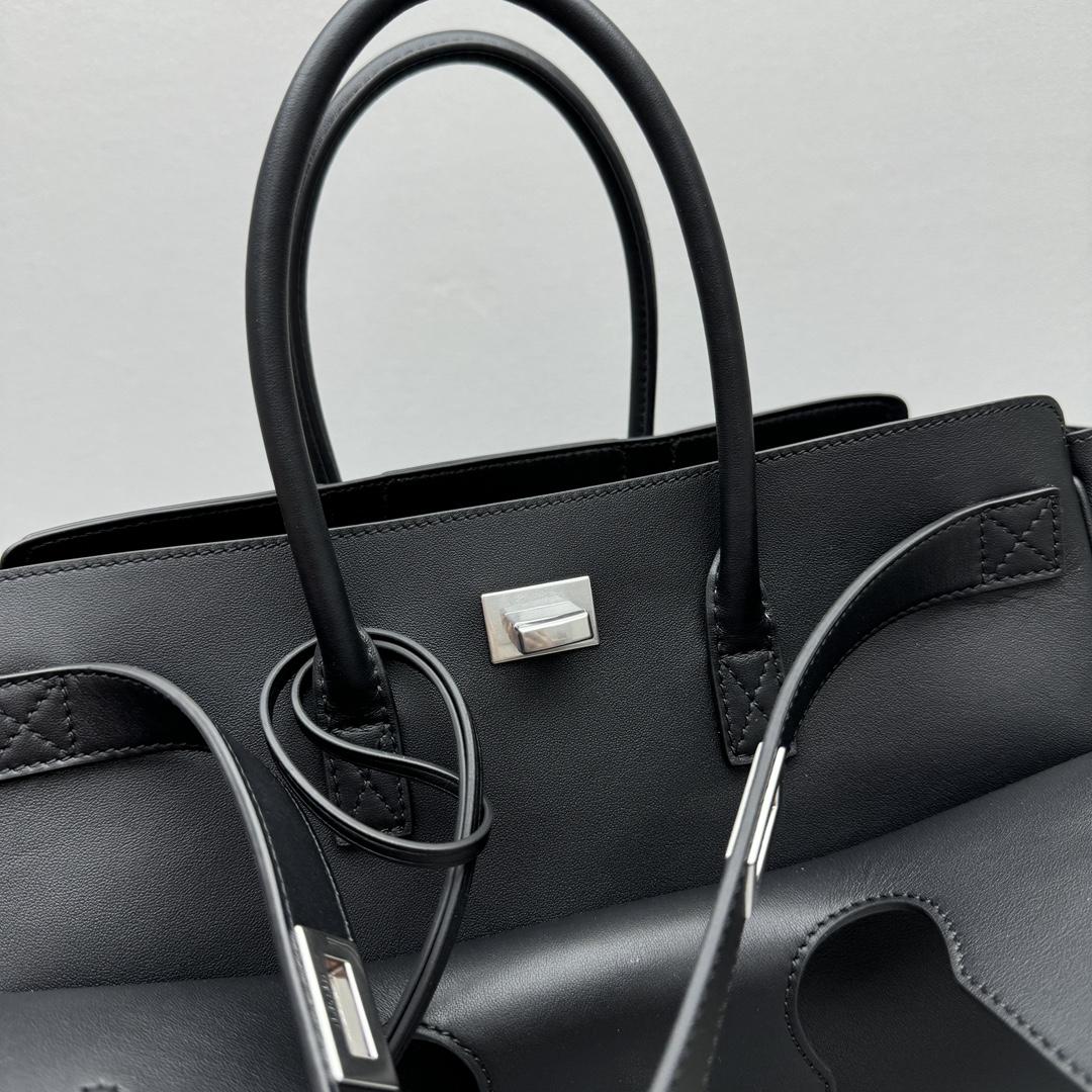Balenciaga Bel Air Small Carry All Bag in black - FashionPlug
