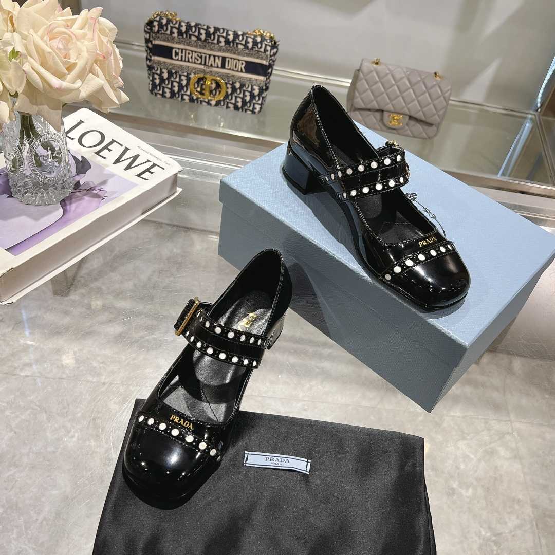 Prada Patent Leather Mary Jane Pumps - FashionPlug