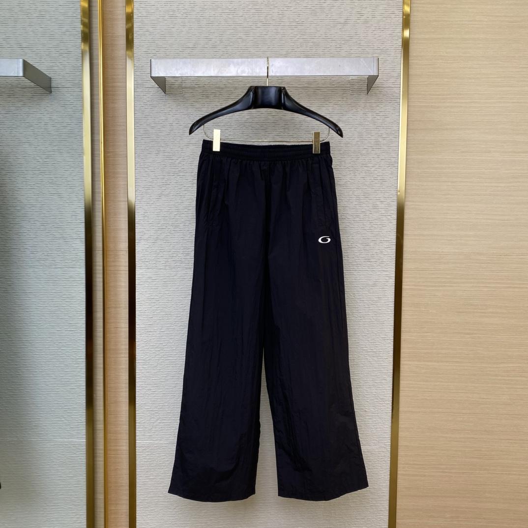 Balenciaga Basketball Series - Tracksuit Pants In Black Techno Poplin - FashionPlug
