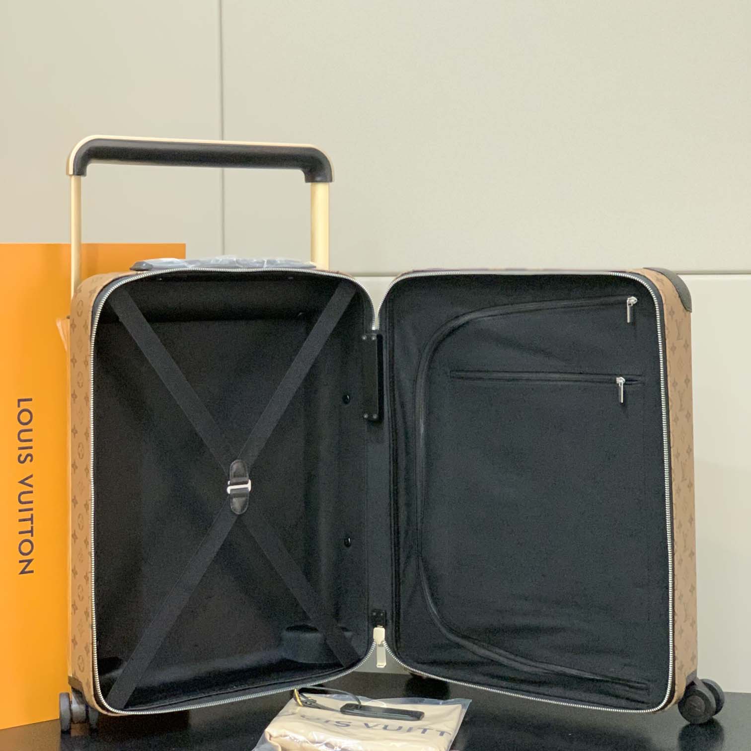 Louis Vuitton Horizon （38 x 55x 21 cm ） - FashionPlug