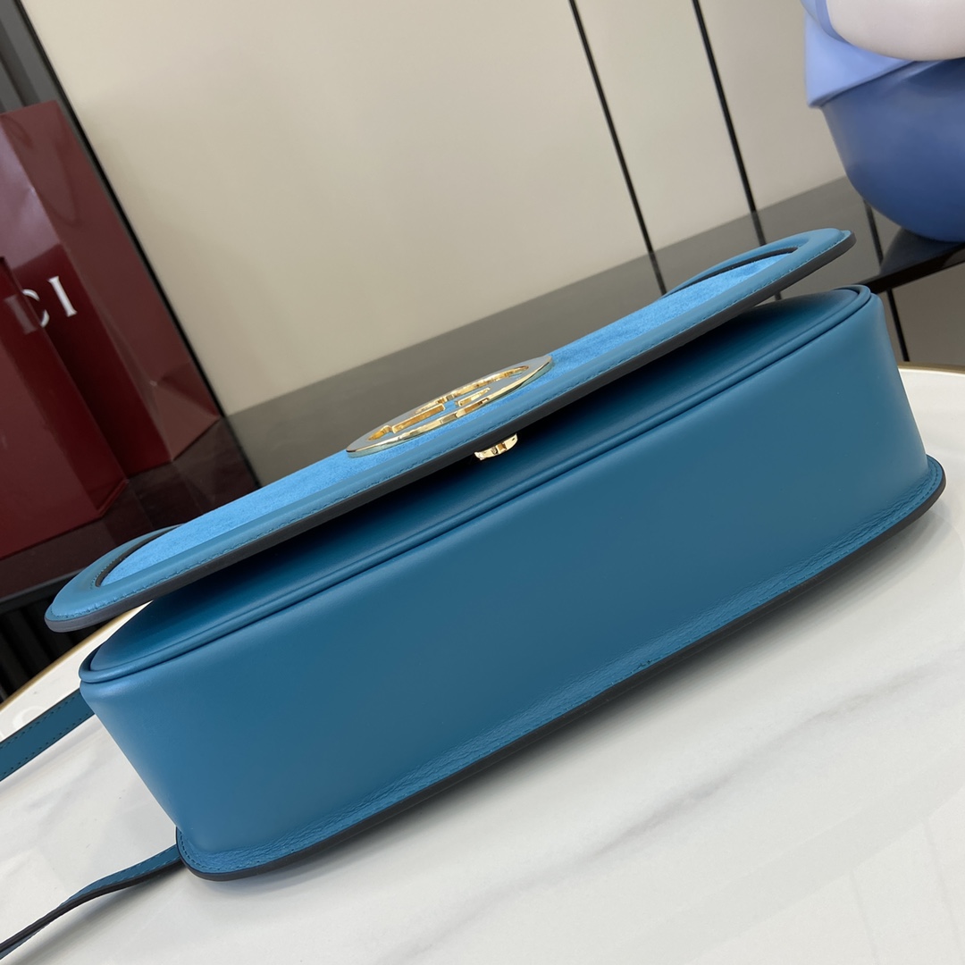 Gucci Blondie Medium Top Handle Bag - FashionPlug