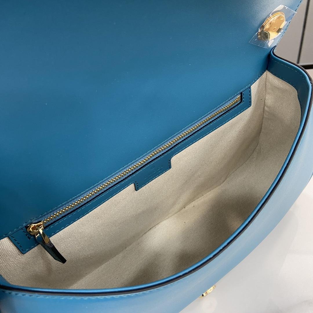 Gucci Blondie Medium Top Handle Bag - FashionPlug
