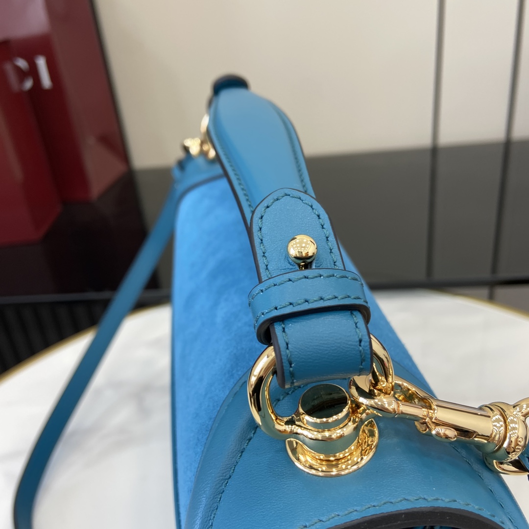 Gucci Blondie Medium Top Handle Bag - FashionPlug