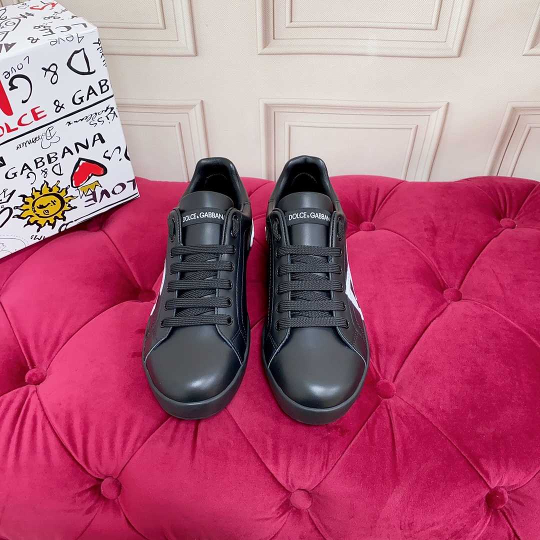 Dolce & Gabbana Logo Printed Portofino Sneakers - FashionPlug