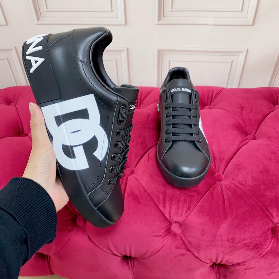 Dolce & Gabbana Logo Printed Portofino Sneakers - FashionPlug