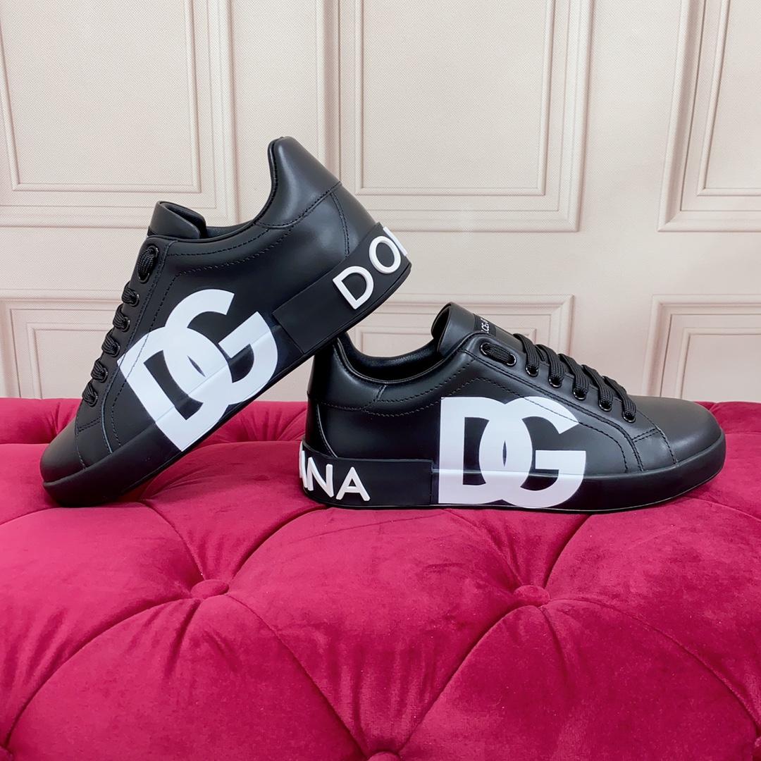 Dolce & Gabbana Logo Printed Portofino Sneakers - FashionPlug