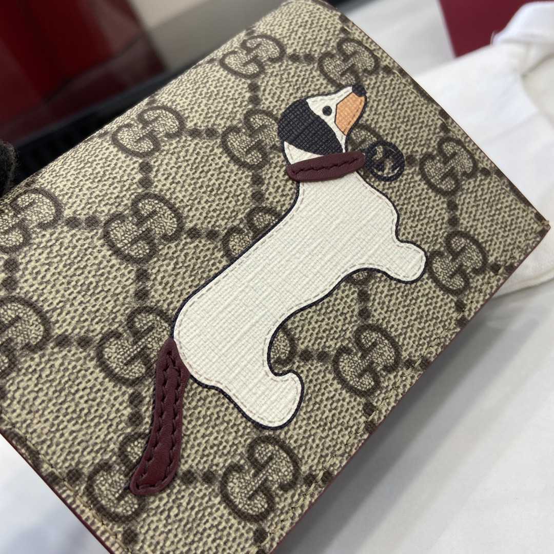 Gucci GG Mini Wallet With Dog Detail - FashionPlug