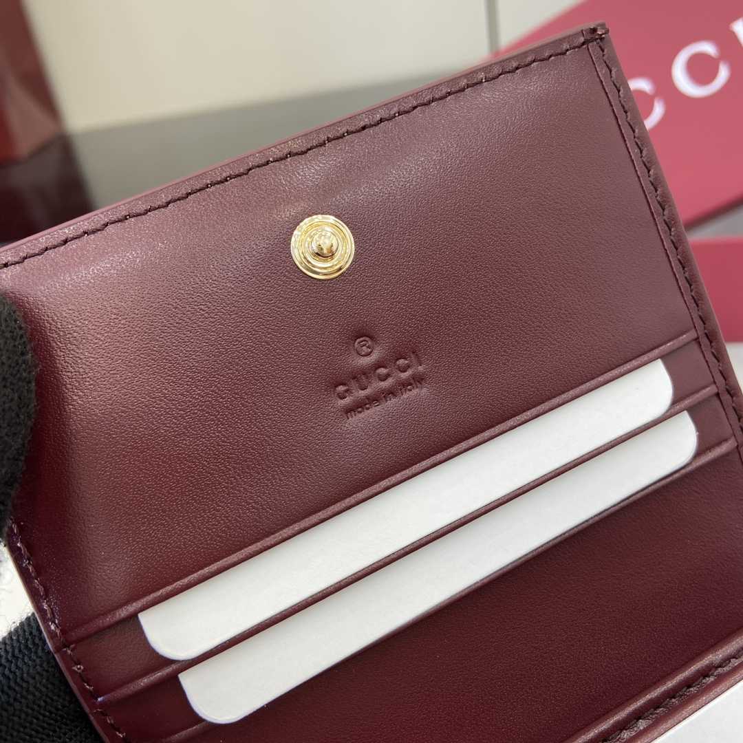 Gucci GG Mini Wallet With Dog Detail - FashionPlug