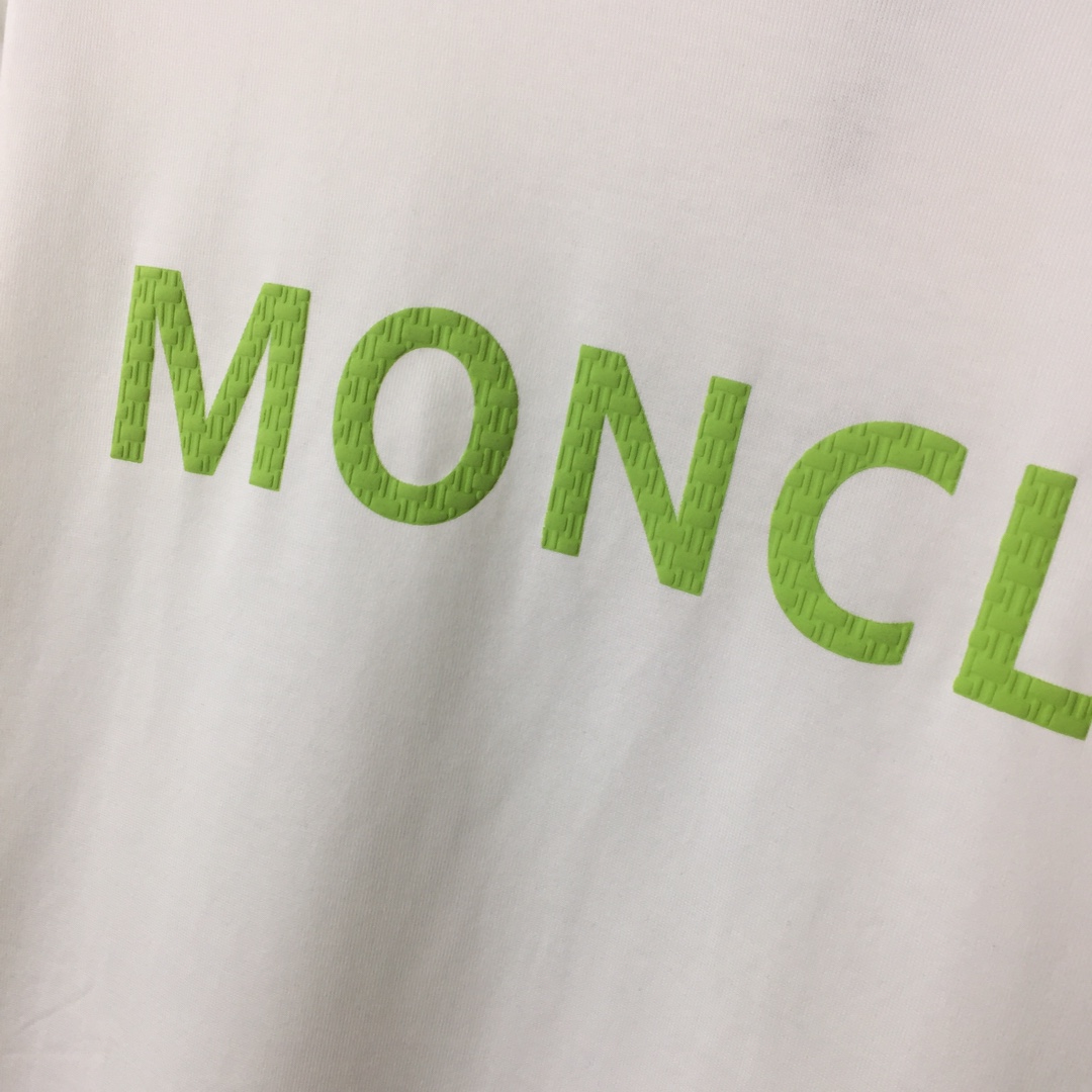 Moncler Logo T-Shirt - FashionPlug