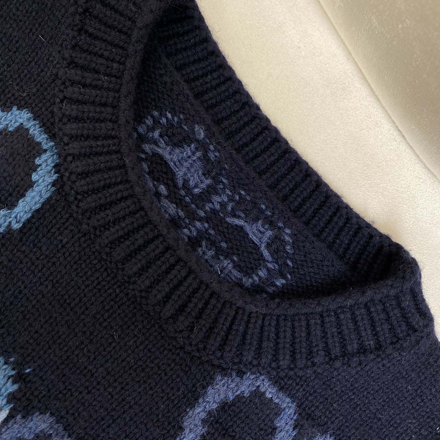 Gucci GG Wool Jacquard Sweater - FashionPlug