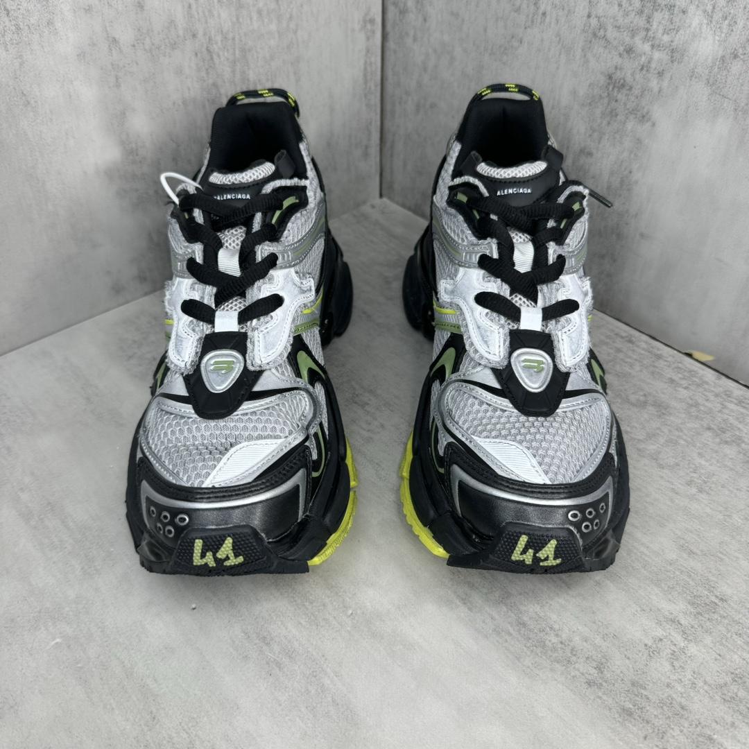Balenciaga Runner 2.0 Sneaker In Silver - FashionPlug