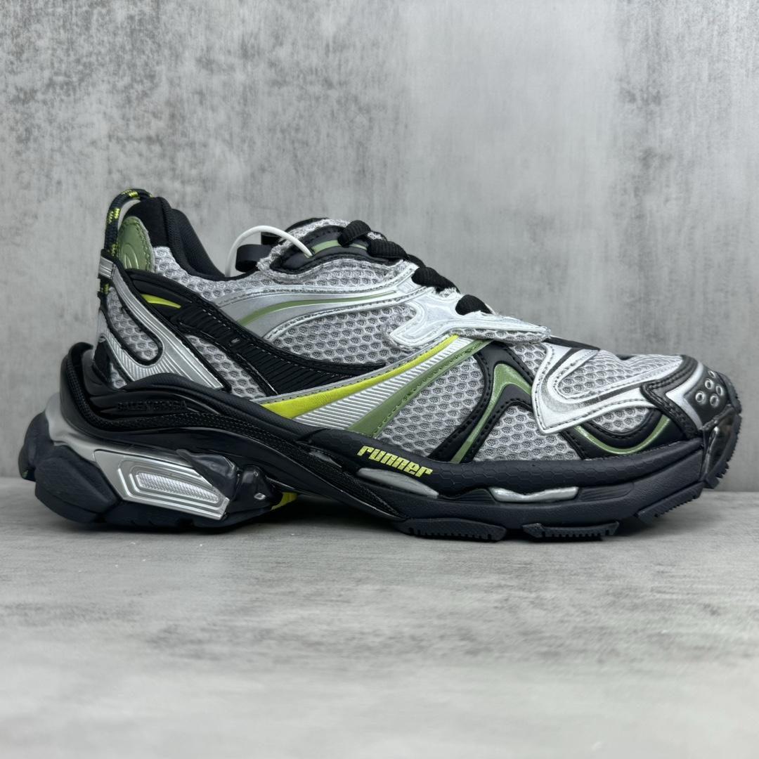 Balenciaga Runner 2.0 Sneaker In Silver - FashionPlug