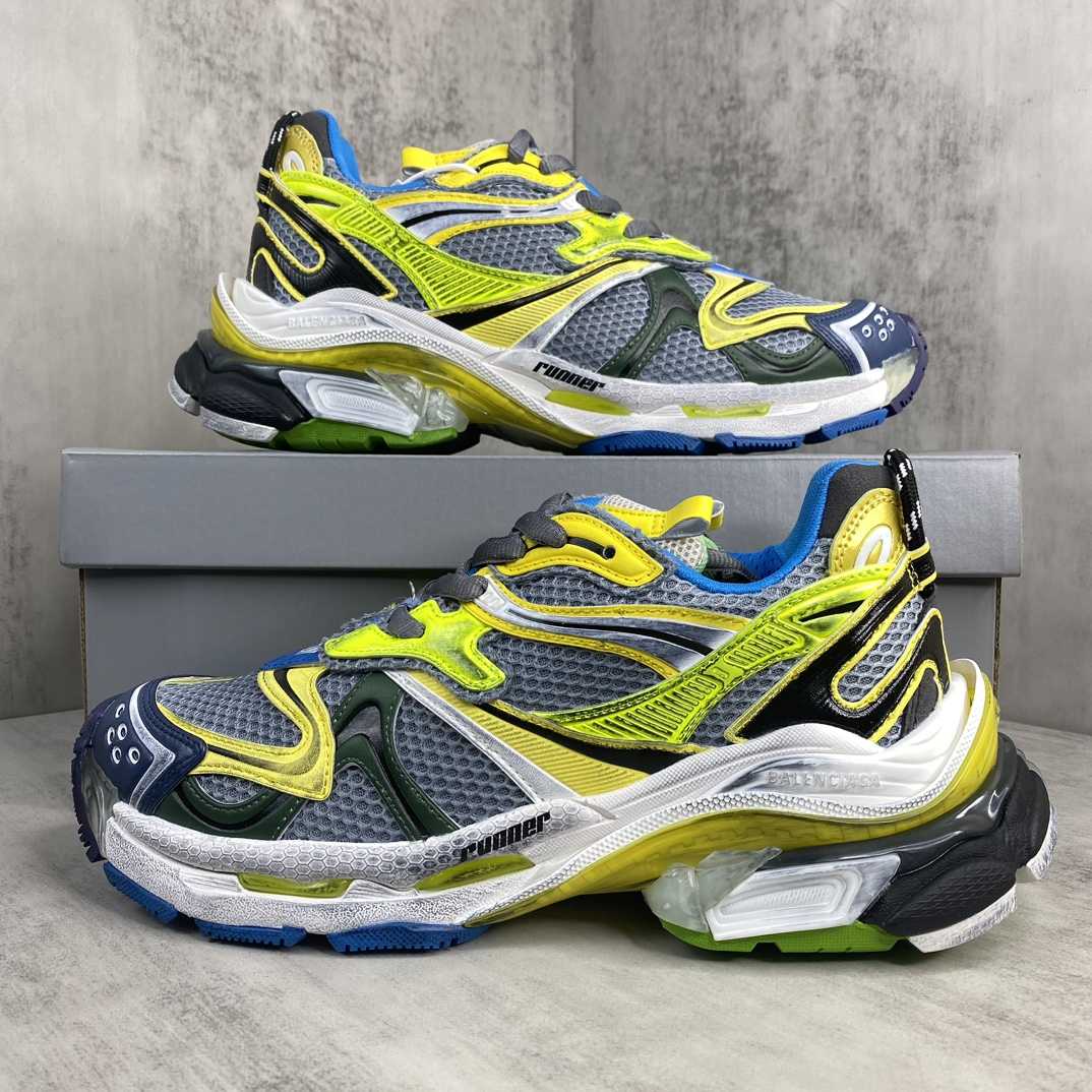 Balenciaga Runner 2.0 Sneaker  - FashionPlug