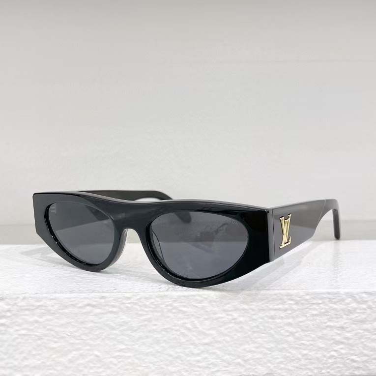 Louis Vuitton Sunglasses   - FashionPlug