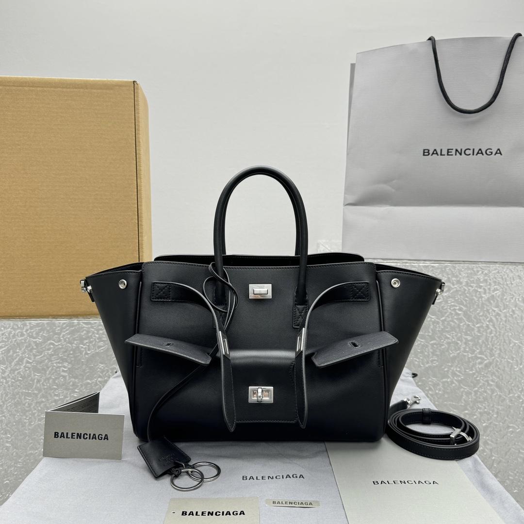 Balenciaga Bel Air Small Carry All Bag in black - FashionPlug