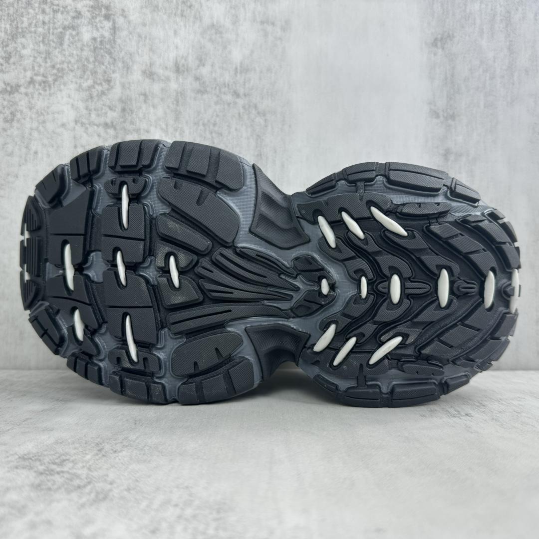 Balenciaga 6XL Sneaker In Black And Grey - FashionPlug