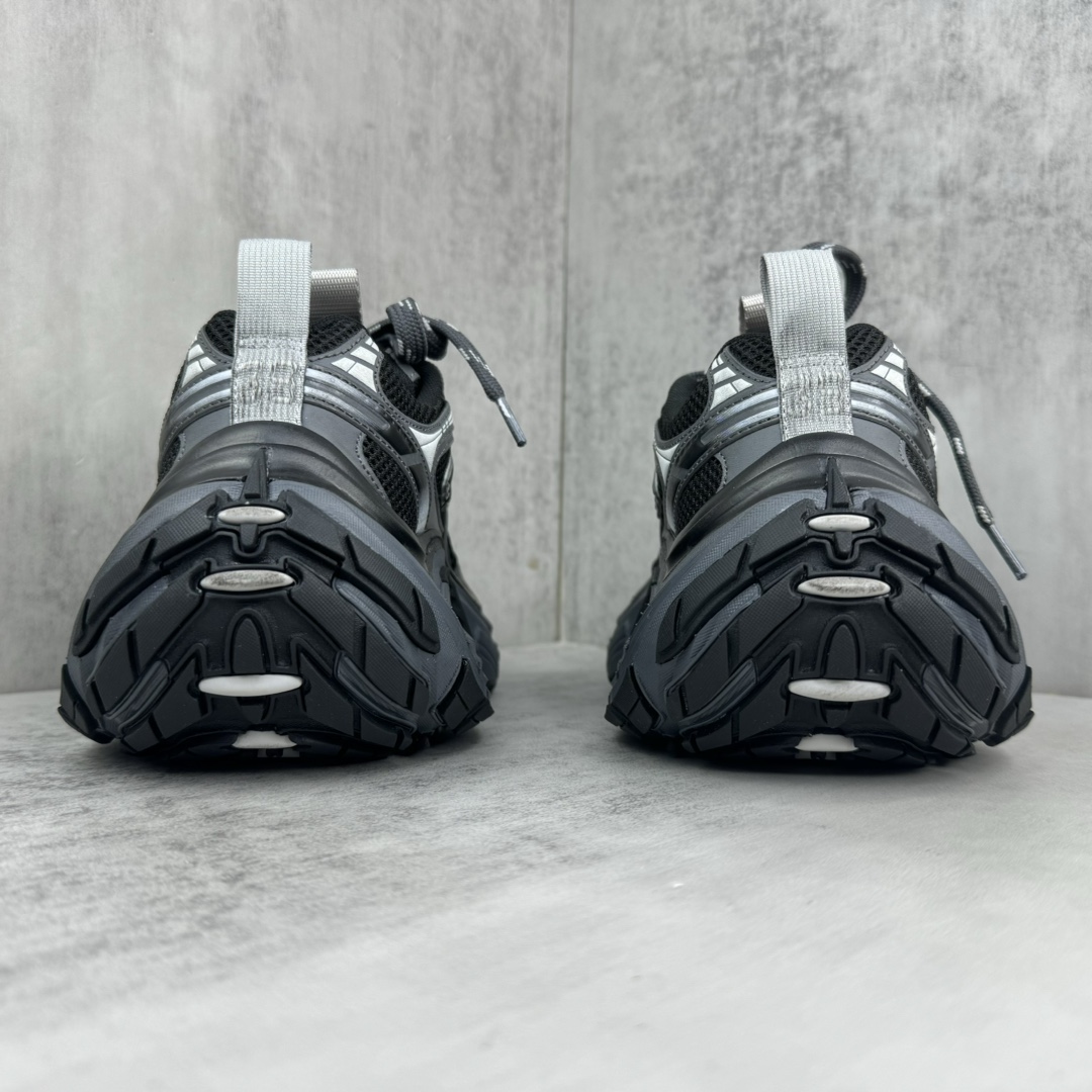 Balenciaga 6XL Sneaker In Black And Grey - FashionPlug