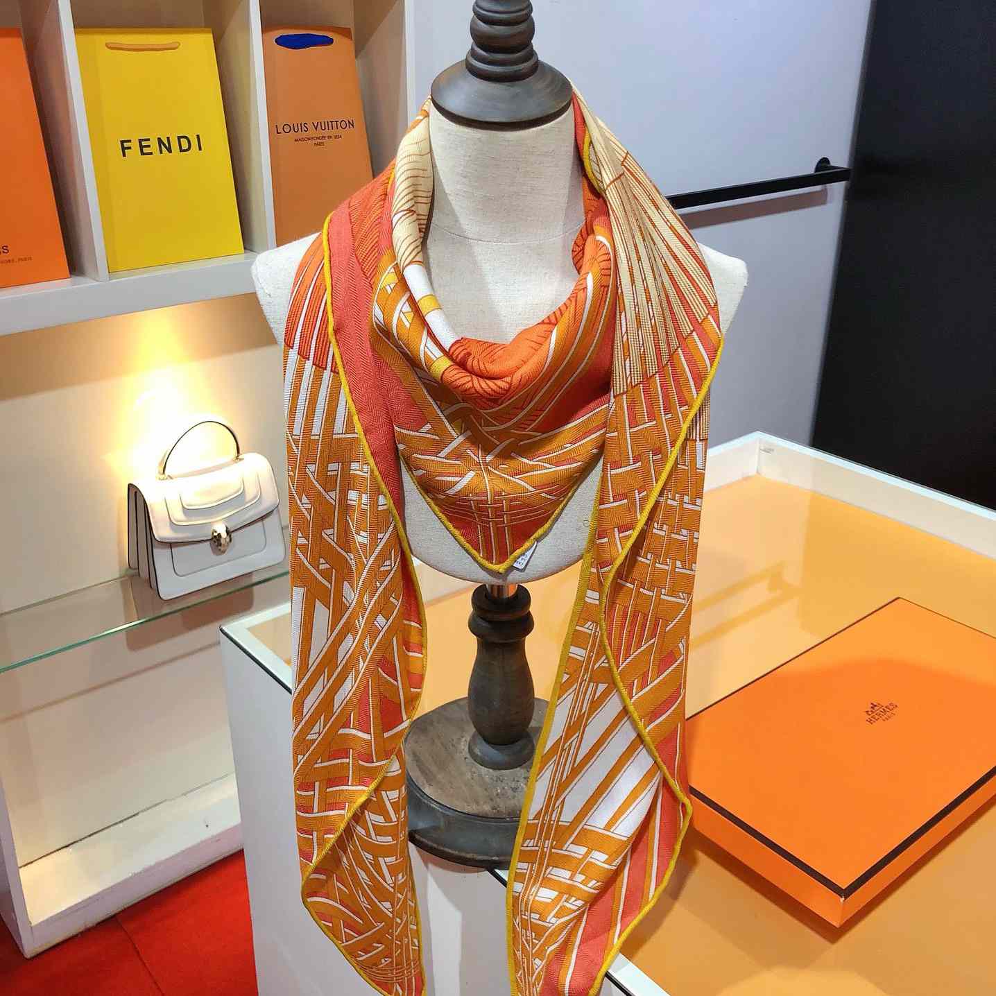 Hermes Masan & Masan Giant Triangle - FashionPlug